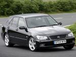 Lexus IS300 SportCross 2001 года (UK)